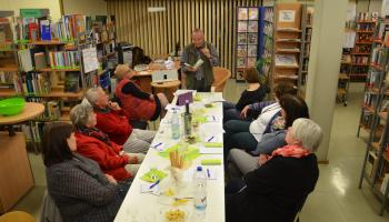 Der erste Buchemphlungsabend in der Bücherei